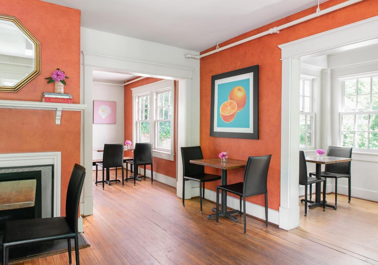 Oakhurst Inn At The University Charlottesville Ngoại thất bức ảnh